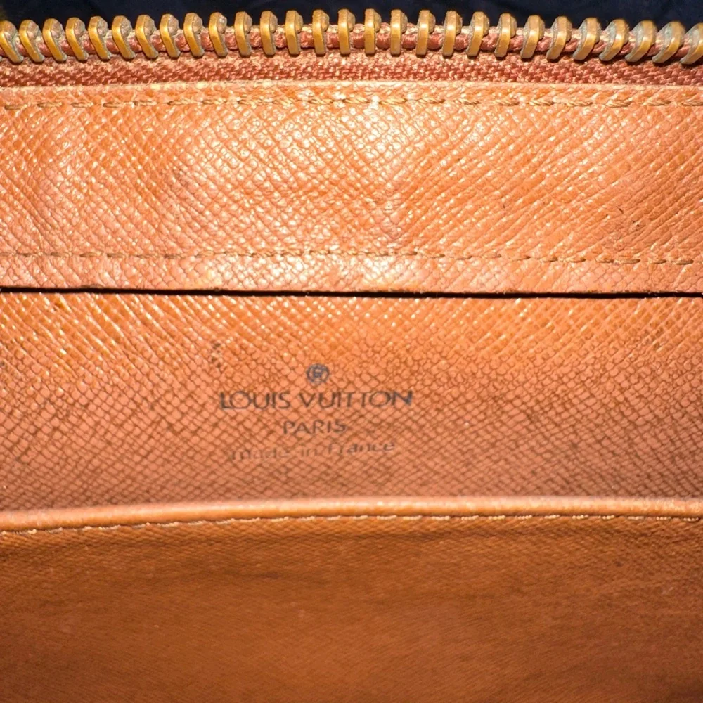 Louis Vuitton Vintage Orsay Monogram Pochette; Clutch Wristlet – Monogram Canvas - Picture 9 of 14